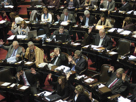 Apenas fue la segunda sesión de la naciente LXI Legislatura y ya 10 diputados hicieron de las suyas. Foto: El Informador