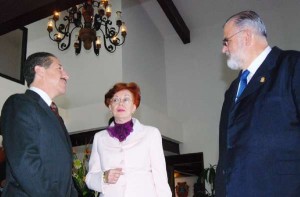 José Luis Soberanes en reunión con el Gobernador González
